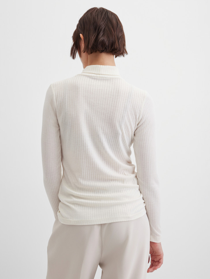 Водолазка в рубчик