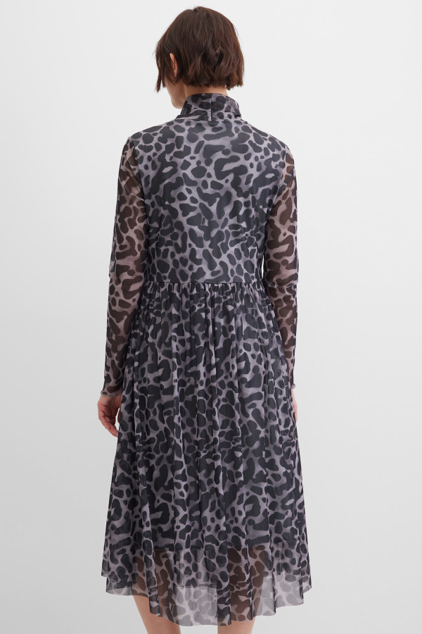 Платье из сетчатой ткани