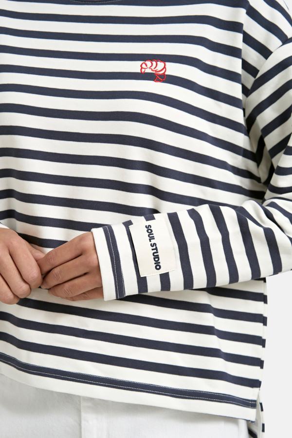 Свитшот свободный в полоску