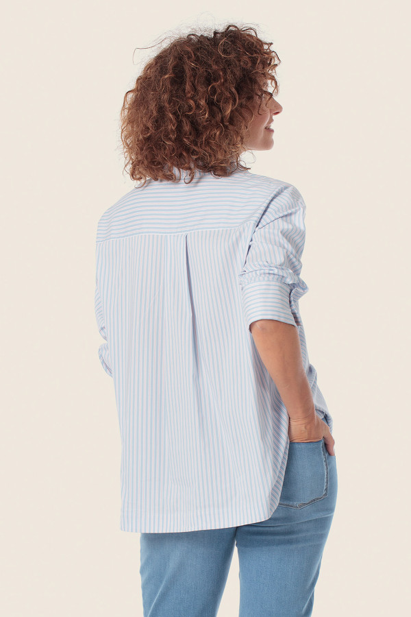 Блузка свободная с рукавом 3/4