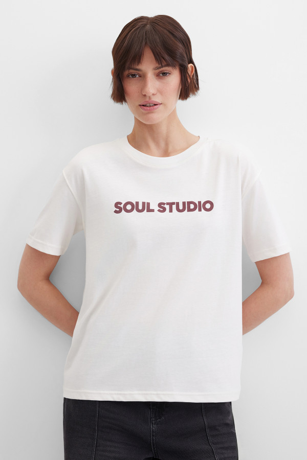 Футболка с надписью