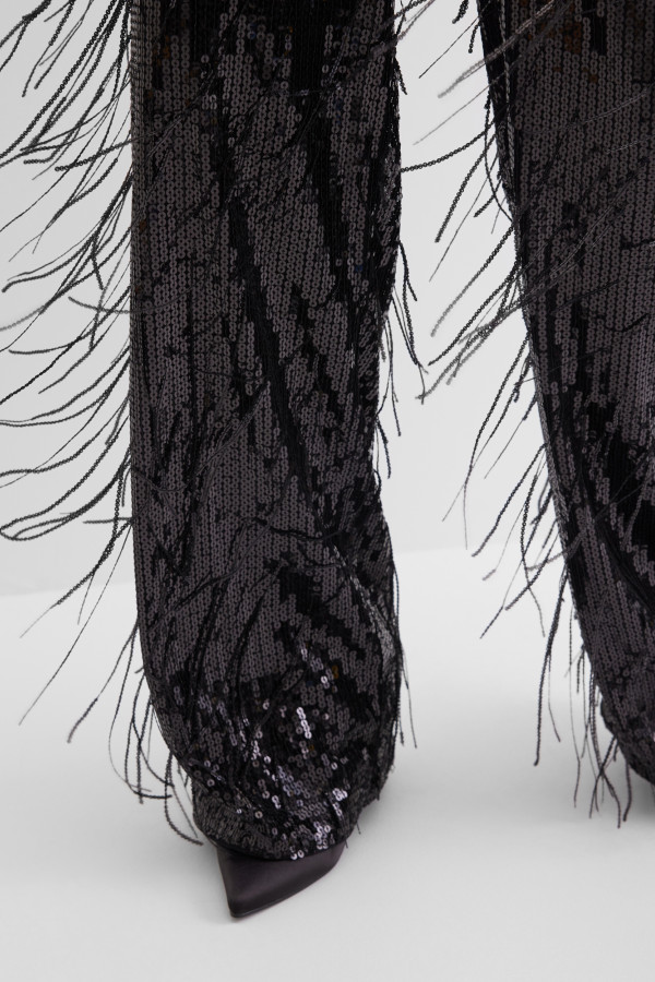 Брюки нарядные с пайетками