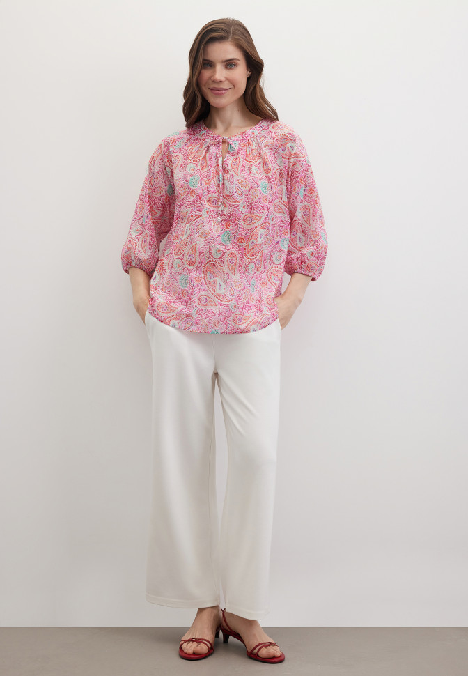 Блузка с принтом пейсоли