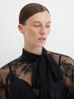 Блузка с длинным рукавом