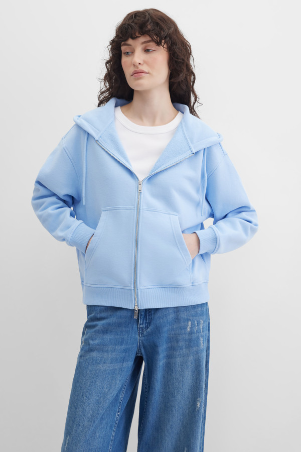 Толстовка с капюшоном