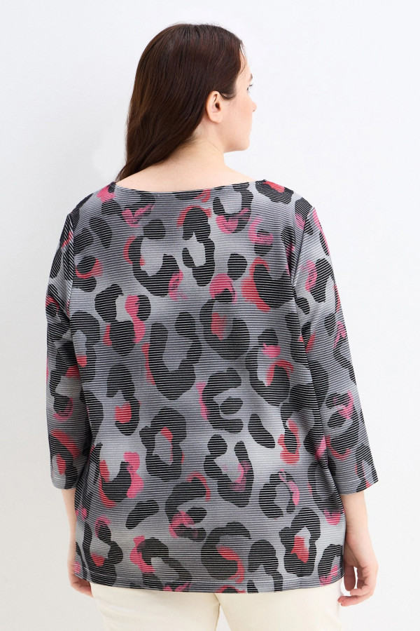 Лонгслив с леопардовым принтом