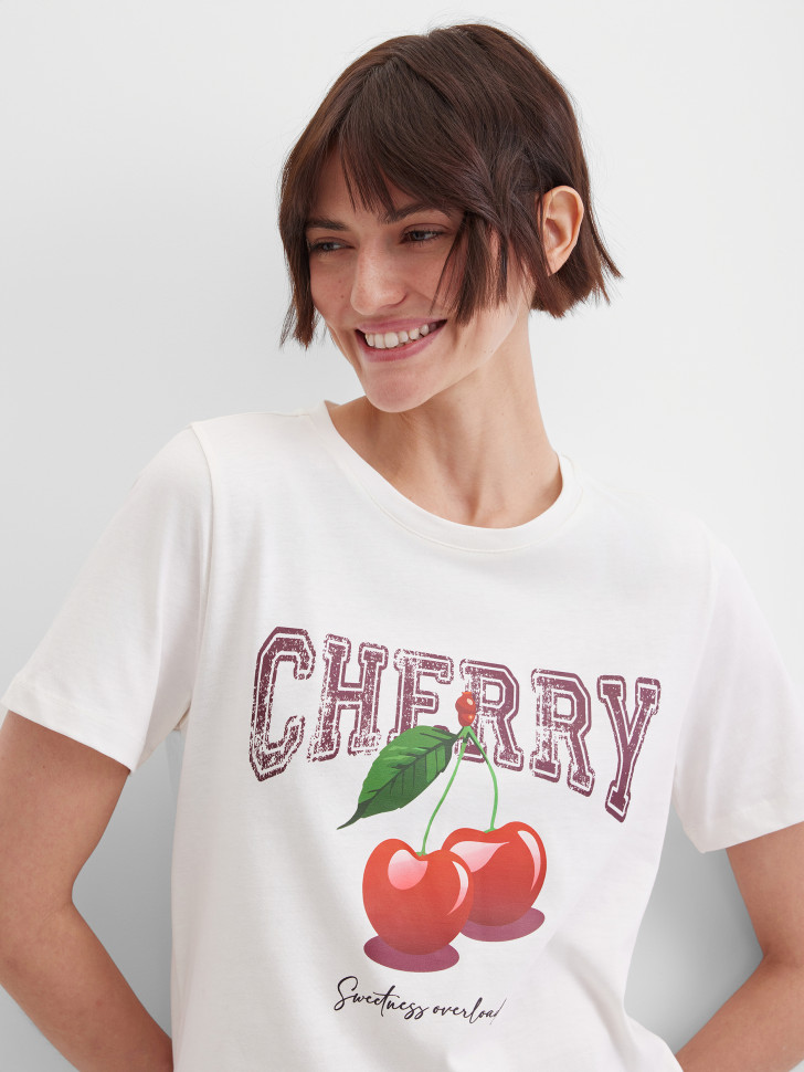 Футболка с рисунком