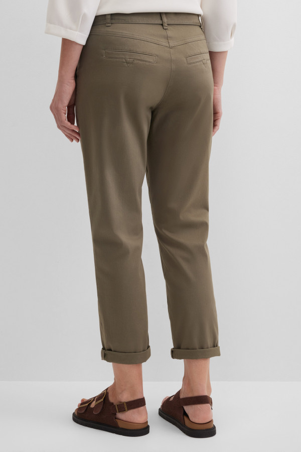 Брюки чинос зауженные