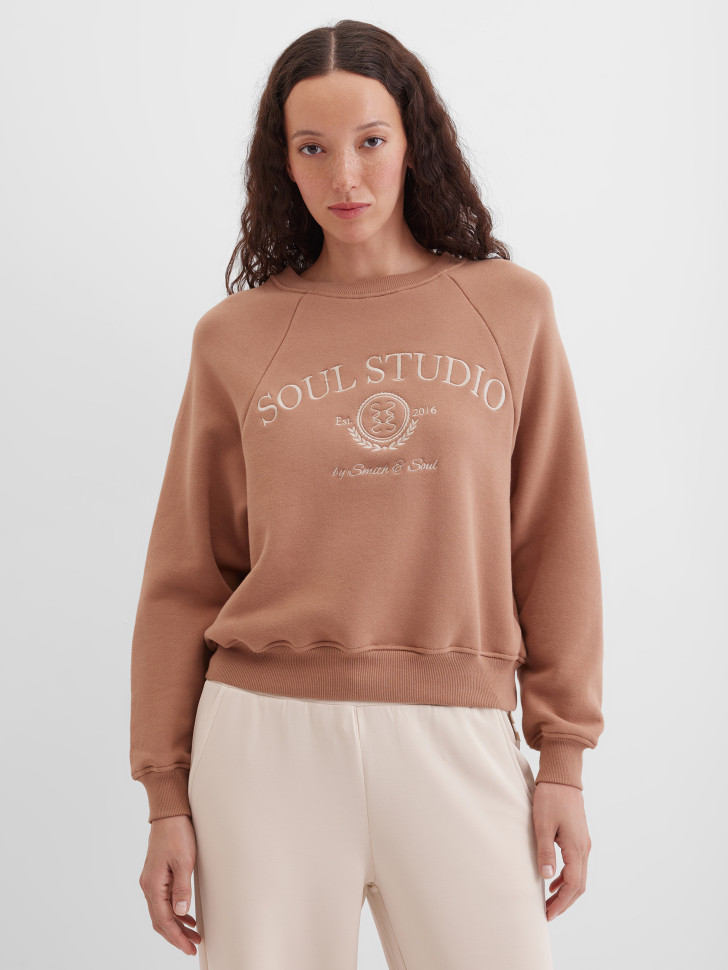 Свитшот укороченный