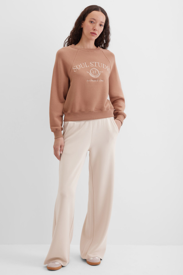 Свитшот укороченный