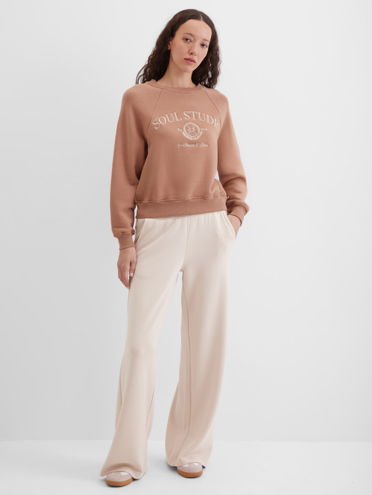 Свитшот укороченный