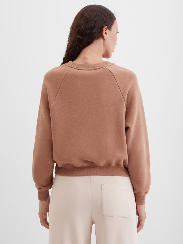 Свитшот укороченный