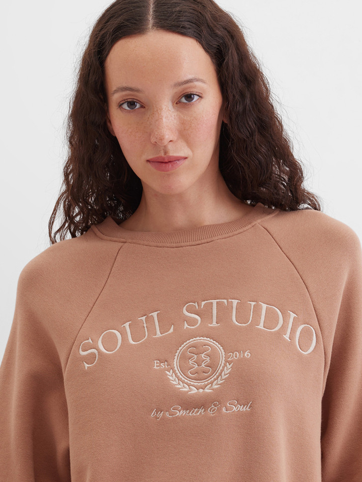 Свитшот укороченный