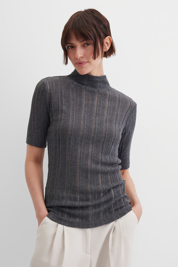 Джемпер из вискозы