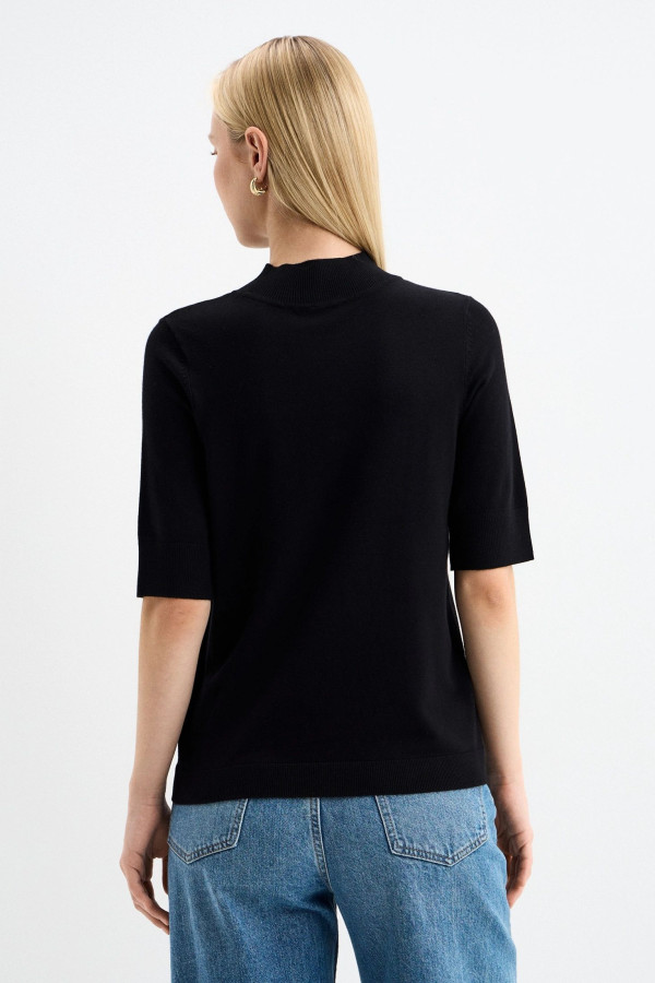 Джемпер прямого силуэта