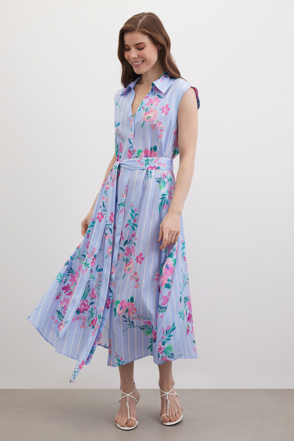 Платье-рубашка миди без рукавов с поясом с принтом