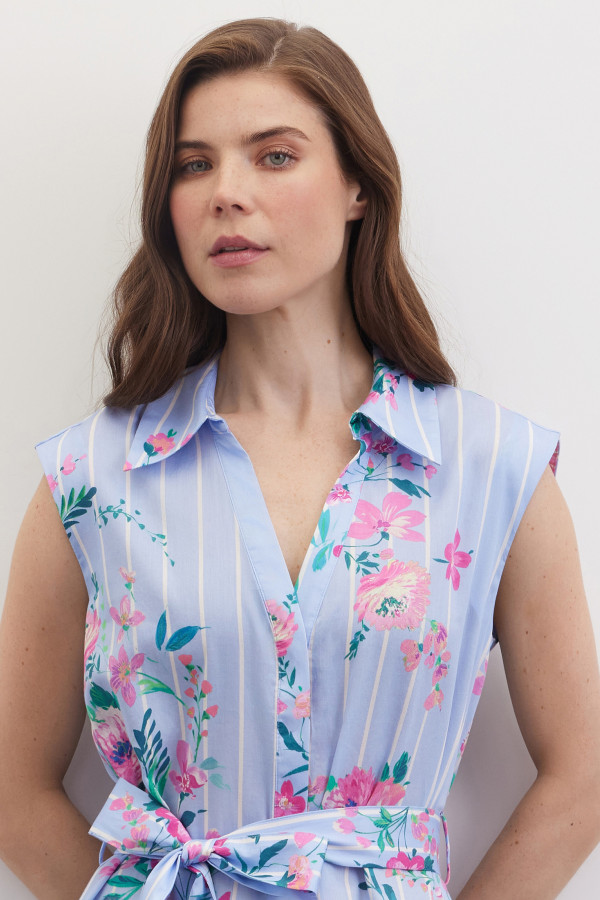 Платье-рубашка миди без рукавов с поясом с принтом