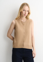 Жилет трикотажный на пуговицах